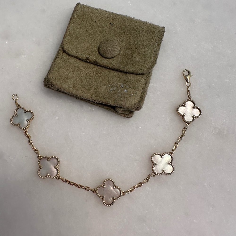 Van Cleef & Arpels Vintage Alhambra bracelet, 18K yellow gold & mother-of-pearl